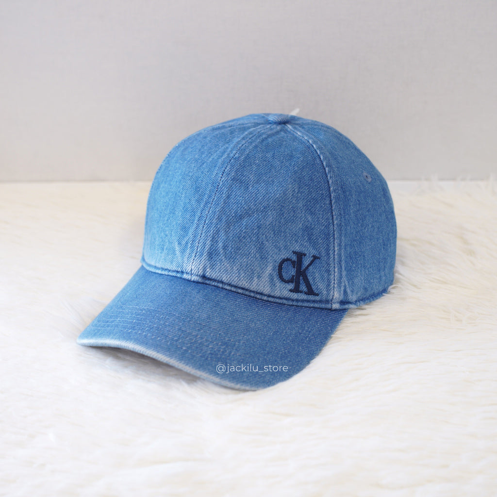 Gorros Calvin Klein