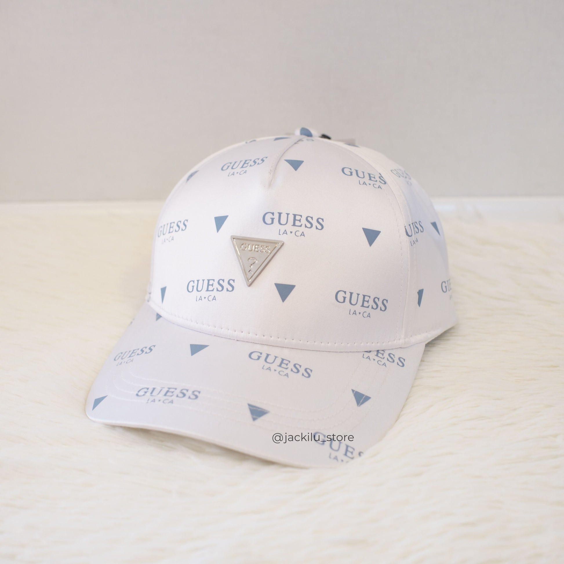 Gorros Guess