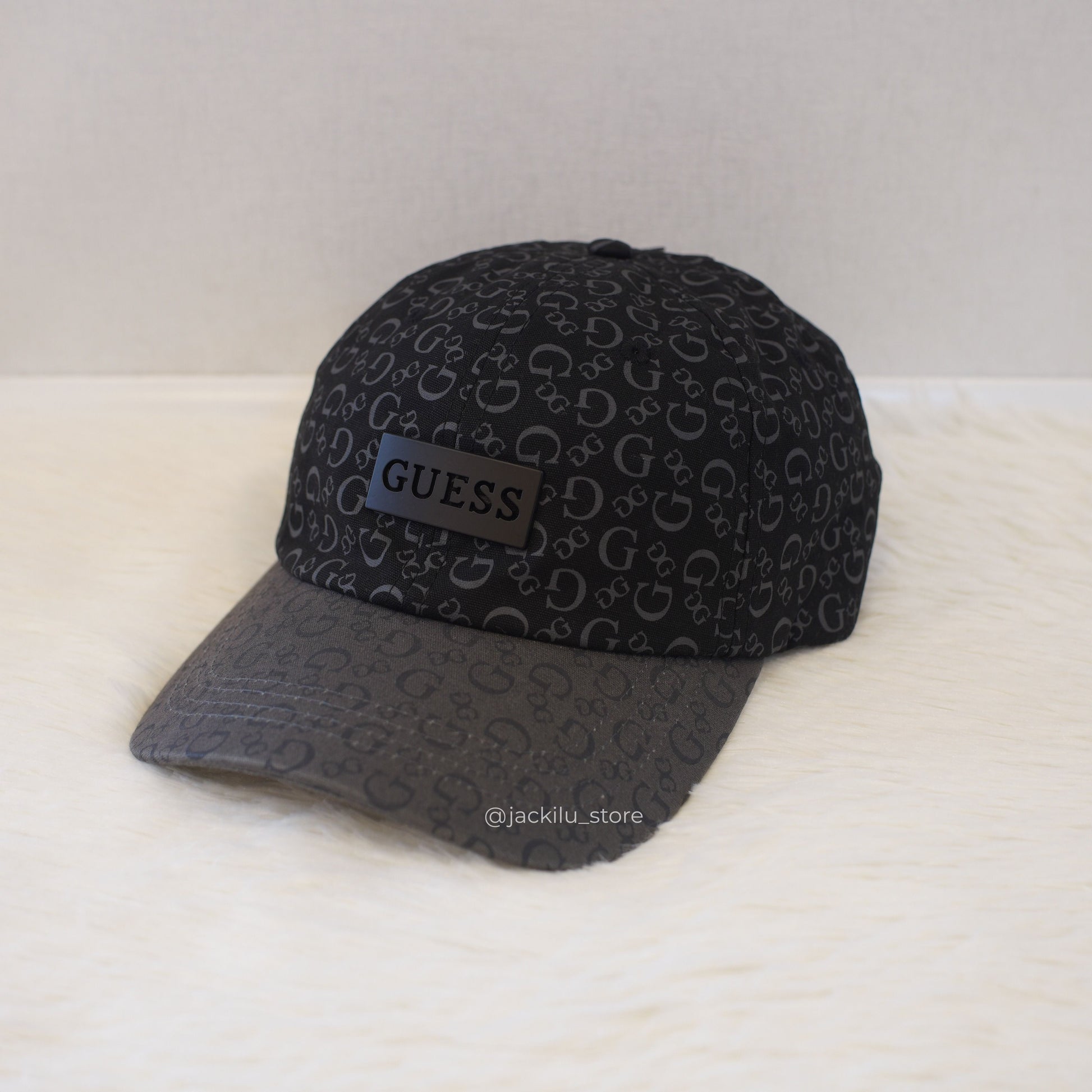 Gorros Guess
