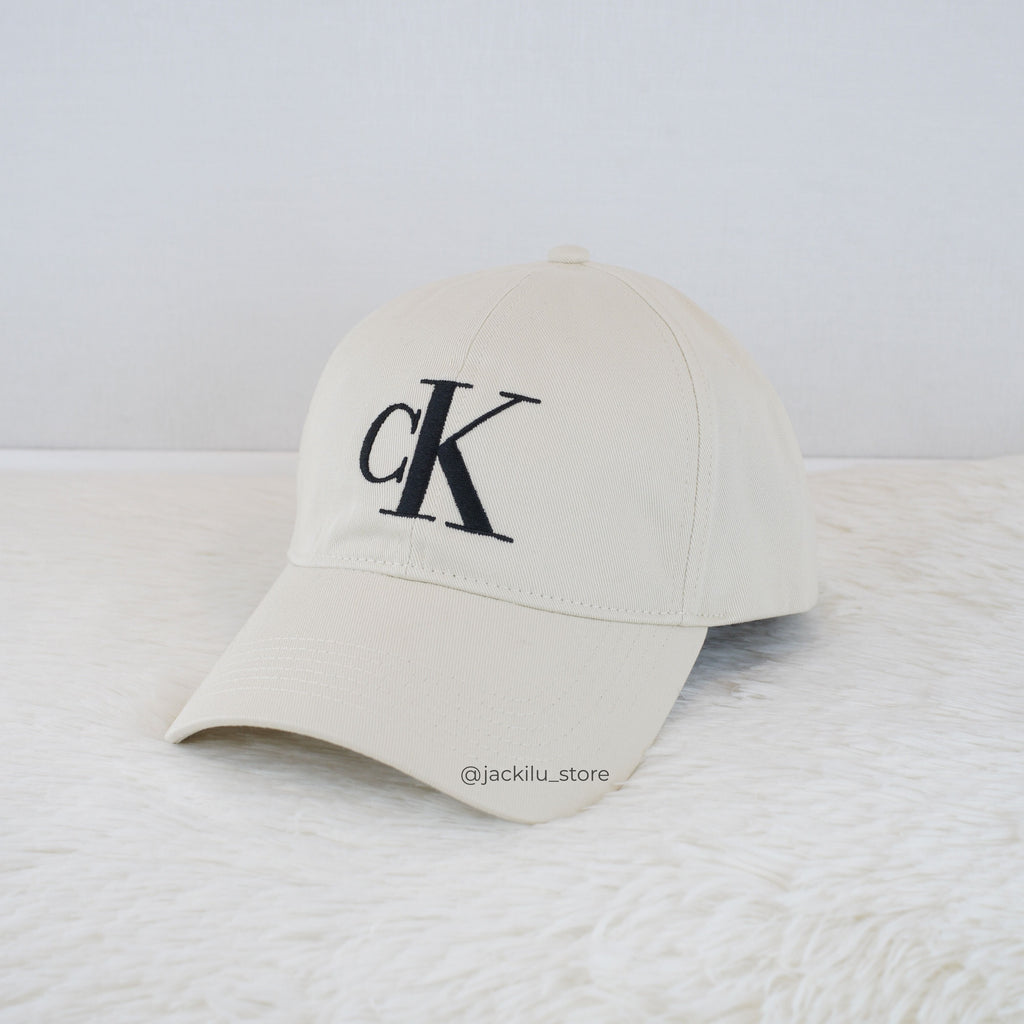 Gorros Calvin Klein