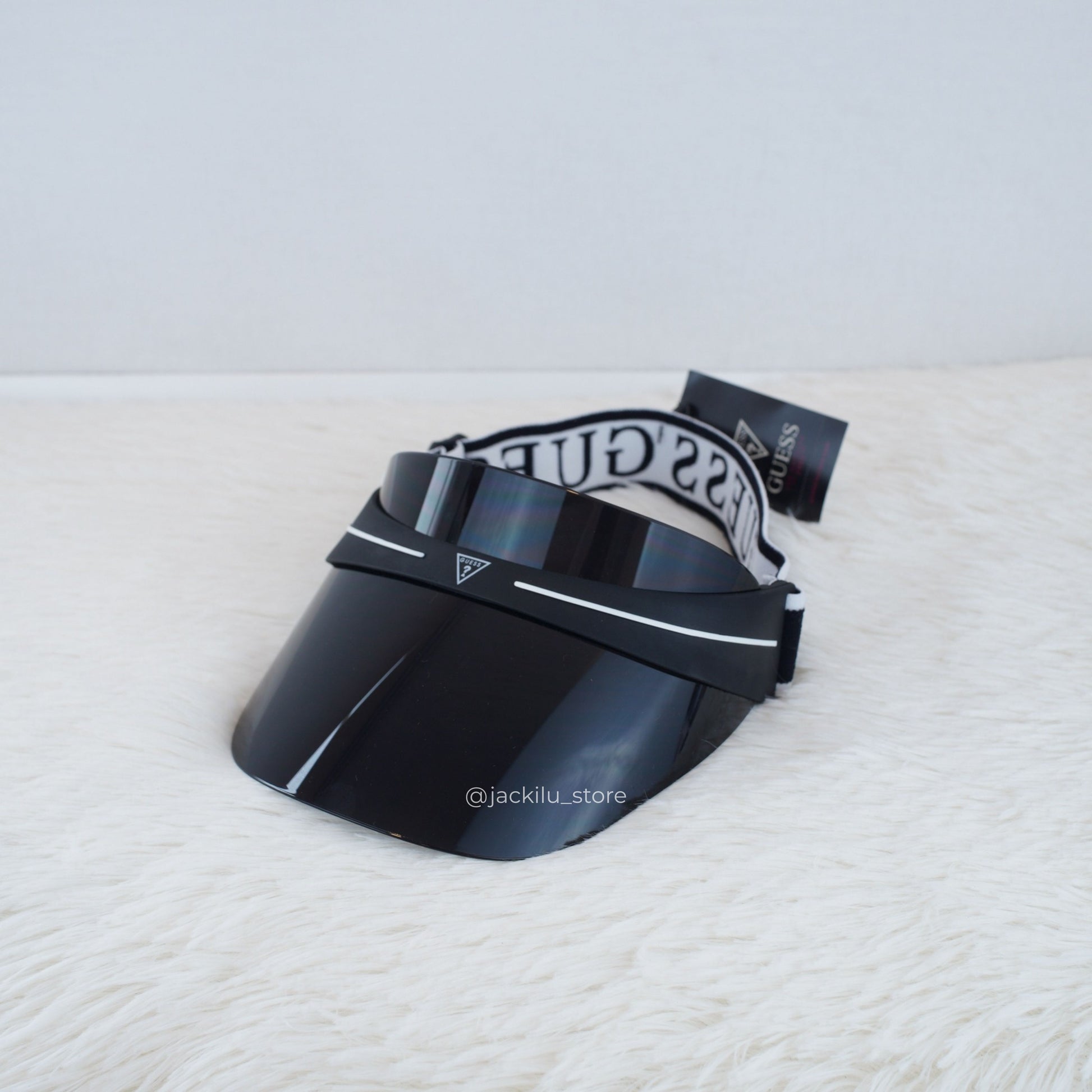 Gorros Guess